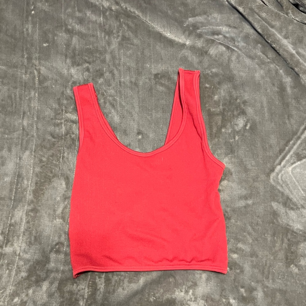 Red Criss cross back tank top